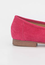 Duffy loaferit - fuksia - koristeketju - kangaskengät - naisten kengät - IHANA Store - lifestylemyymälä - verkkokauppa
