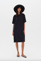 InWear Hiviera mekko - musta - collegemekko - naisten vaatteet - mekot - vapaa-ajan vaate - IHANA Store - lifestyle