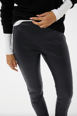 InWear Luella nahkahousut - musta - nahkahousut - kapealahkeiset housut -naisten muoti - lifestylemyymälä - IHANA Store