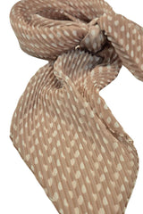Lasessor Milka pliseehuivi - beige - pilkullinen - naisten asusteet - muoti - lifestyle - IHANA Store - kotimainen verkkokauppa