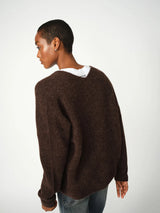 Mos Mosh Thora neule - tummanruskea - v-aukkoinen neule - naisten vaatteet - muoti - villaneule - lifestylemyymälä - IHANA Store