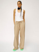 Object Leena tanktoppi - valkoinen - alustoppi  - naisten vaatteet - muoti - IHANA Store - lifestylemyymälä