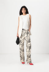 Object Sanne Aline housut - beige - musta kuvioitu - kukkakuvioidut housut - naisten housut - kesähousut - naisten muoti- lifestylemyymälä - IHANA Store