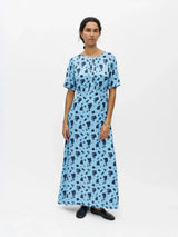 Object Tammie mekko - vaaleansininen - kukkakuvioitu - naisten muoti - juhlavaatteet - mekot - maksimekot - juhlamekot - lifestyle - IHANA Store - kotimainen verkkokauppa