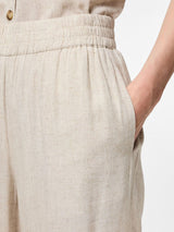 Pieces Pia culottes housut - beige - naisten vaatteet - ohuet housut - alaosat - IHANA Store - lifestyle - muoti
