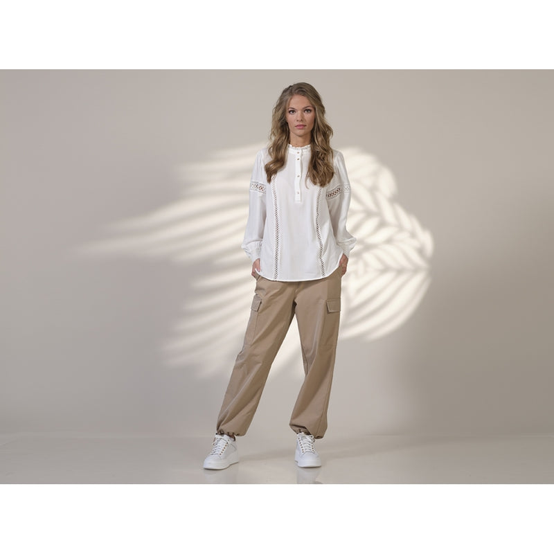 Prepair Penny housut - reisitaskuhousut - beige - naisten vaatteet - vapaa-ajanpukeutuminen - IHANA Store - lifestylemyymälä