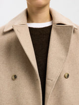 Selected Femme Alma villakangastakki - beige - lyhyt takki - lyhyt villakangastakki - naisten takit - naistenvaateliike - IHANA Store