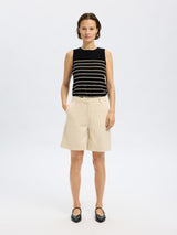 Selected Femme Esther toppi - musta raidallinen - muoti - naisten pukeutuminen - lifestylemyymälä - IHANA Store