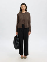 Selected Thea merinovillaneule - ruskea - naisten neuleet - merinovillavaatteet - naisten muoti - pukeutuminen - lifestyle - IHANA Store