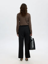 Selected Thea merinovillaneule - ruskea - naisten neuleet - merinovillavaatteet - naisten muoti - pukeutuminen - lifestyle - IHANA Store