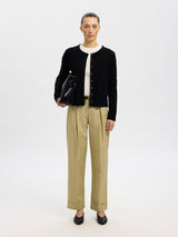 Selected Thea merinovillaneuletakki - musta - naisten neuleet - merinovillavaatteet - naisten muoti - pukeutuminen - lifestyle - IHANA Store