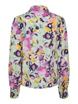 YAS Alira kauluspaita - kukkakuvioitu - kukkakuvioitu - vihreä - lila - naisten vaatteet - IHANA Store - lifestylemyymälä - verkkokauppa