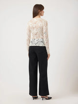 YAS Lacey pusero - luonnonvalkoinen - pitsipaidat - naisten muoti - vaatteet - pukeutuminen - lifestyle - IHANA Store - kotimainen verkkokauppa