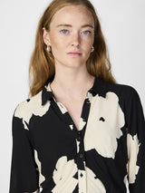 YAS Savanna mekko - kuvioitu - kukkakuvio - musta - maksimekot - naisten vaatteet - IHANA Store