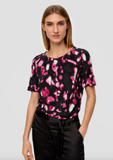 s.Oliver lyhythihainen pusero - musta-pinkki kuvioitu - juhlapaita - arkipaita - muoti - IHANA Store - lifestylemyymälä