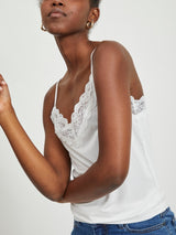 Object Leena pitsitoppi - valkoinen - naisten vaatteet - muoti - IHANA Store - lifestyle