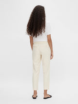 Object Lisa housut - luonnonvalkoinen - vajaamittaiset housut - naisten alaosa - muoti - pukeutuminen - IHANA Store - lifestylemyymälä - verkkokauppa