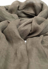 Lasessor Paola pellavahuivi - oliivi - naisten asusteet ja vaatteet - IHANA Store - lifestylemyymälä