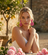 Amanda B. Azure Bloom korvakorut - pinkki - naisten korut - statement-korut - IHANA Store - naisten pukeutuminen - kotimainen verkkokauppa