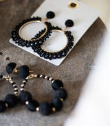 Amanda B. Midnight Sparkle korvakorut - musta - naisten korut - lifestyle - IHANA Store - naisten pukeutuminen
