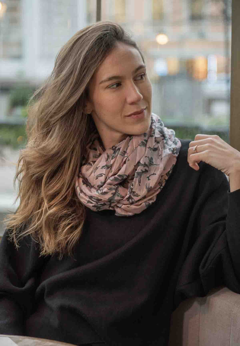 Lasessor Aria silkkituubihuivi - roosa - naisten asusteet - muoti - silkkihuivi - lifestyle - IHANA Store