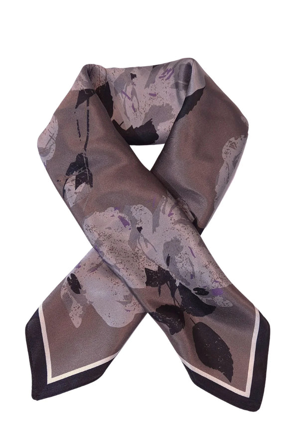 Lasessor Rosie silkkihuivi  - taupe kuvioitu - silkkihuivit - asusteet - naisten huivit - lifestyle - IHANA Store