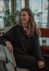Lasessor Rosie silkkihuivi  - luumu kuvioitu - silkkihuivit - asusteet - naisten huivit - lifestyle - IHANA Store