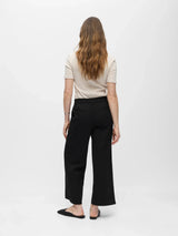 Object Lisa cropped housut - musta -leveät lahkeet - vajaamittainen housu - naisten alaosat - Naisten vaatteet - IHANA Store - lifestylemyymälä - kotimainen verkkokauppa