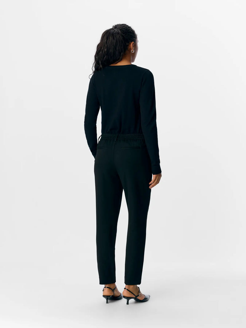 Object Lisa housut - musta - naisten suorat housut - naisten muoti - pukeutuminen - IHANA Store - lifestylemyymälä - verkkokauppa