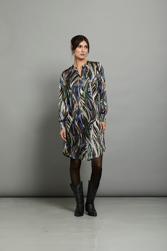 PBO Marna silkkimekko - kuvioitu - naisten vaatteet - mekot ja tunikat - IHANA Store - lifestylemyymälä