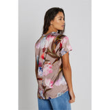 PBO Blaine silkkipaita  - taupe - kukkakuvioitu - naisten silkkipaidat - silkkivaatteet - muoti - lifestyle - IHANA Store - kotimainen verkkokauppa