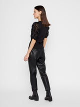 Pieces Adelena paita - musta - juhlapaita - naisten vaatteet - muoti - lifestyle -  IHANA Store 