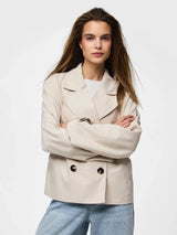 Pieces Scarlett trenssitakki lyhyt - beige - naisten takit - naisten vaatteet - muoti - lifestyle - IHANA Store - kotimainen verkkokauppa