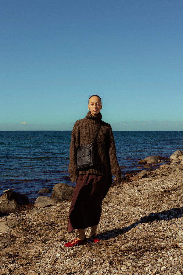 Re:Designed Kay yliolan laukku - musta - Nahkalaukut - Naisten asusteet - IHANA Store - lifestyle