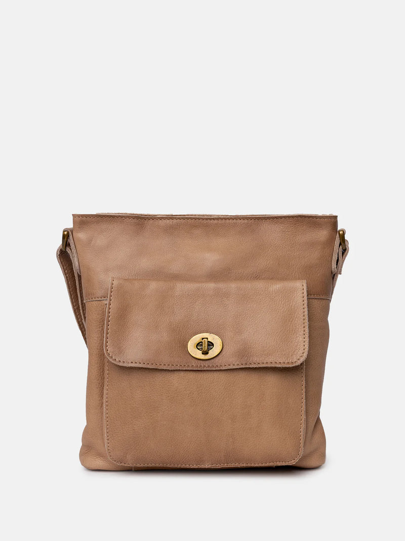 Re:Designed Kay yliolan laukku - taupe - Nahkalaukut - messengerlaukku - Naisten asusteet - IHANA Store - lifestyle