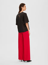 Selected Femme Reya pusero - musta - peroshihainen paita - naisten yläosat - naistenvaateliike - IHANA Store - lifestylemyymälä