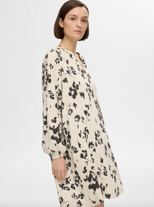 Selected Femme Viva mekko - kuvioitu - beige - tunikamekko - naisten vaatteet - IHANA Store -lifestylemyymälä