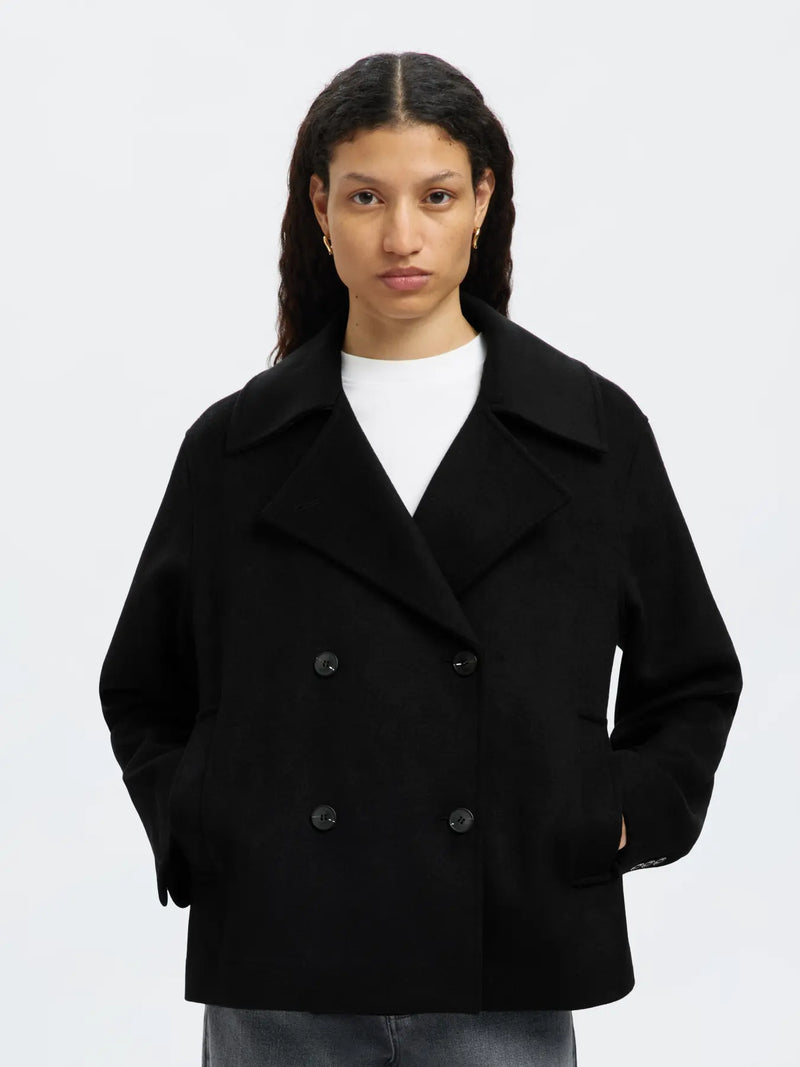 Selected Femme Alma villakangastakki - musta - lyhyt takki - lyhyt villakangastakki - naisten takit - naistenvaateliike - IHANA Store