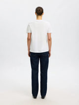 Selected Essential t-paita - valkoinen - naisten lyhythihainen paita - v-aukko - naisten muoti - Naisten vaatteet - IHANA Store - kotimainen verkkokauppa