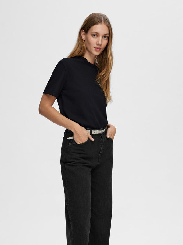 Selected Femme Essential boxy t-paita - pyöreä kaula-aukko - t-paita - musta - naisten vaatteet - IHANA Store