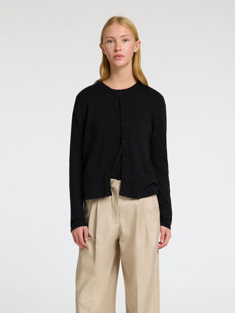 Selected Femme Laura neuletakki - musta - naisten neuletakit - naisten muoti - lifestylemyymälä - IHANA Store