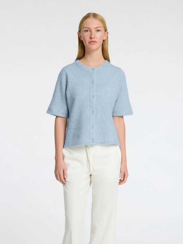 Selected Femme Lulu lyhythihainen neuletakki - vaaleansininen - neuleet ja neuletakit - yläosat - Naisten vaatteet - IHANA Store - lifestyle