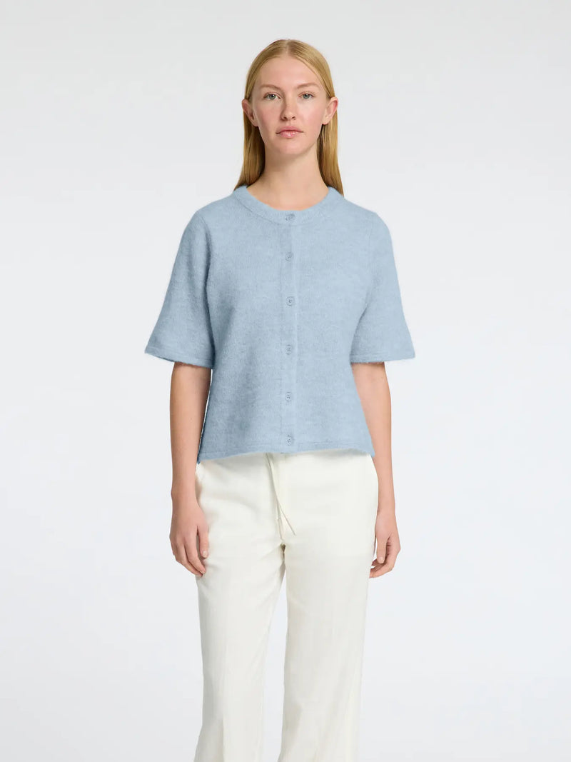 Selected Femme Lulu lyhythihainen neuletakki - vaaleansininen - neuleet ja neuletakit - yläosat - Naisten vaatteet - IHANA Store - lifestyle