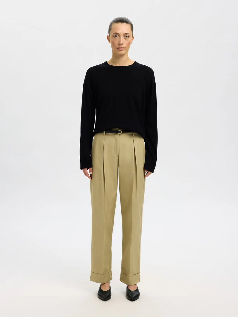 Selected Thea merinovillaneule - musta - naisten neuleet - merinovillavaatteet - naisten muoti - pukeutuminen - lifestyle - IHANA Store
