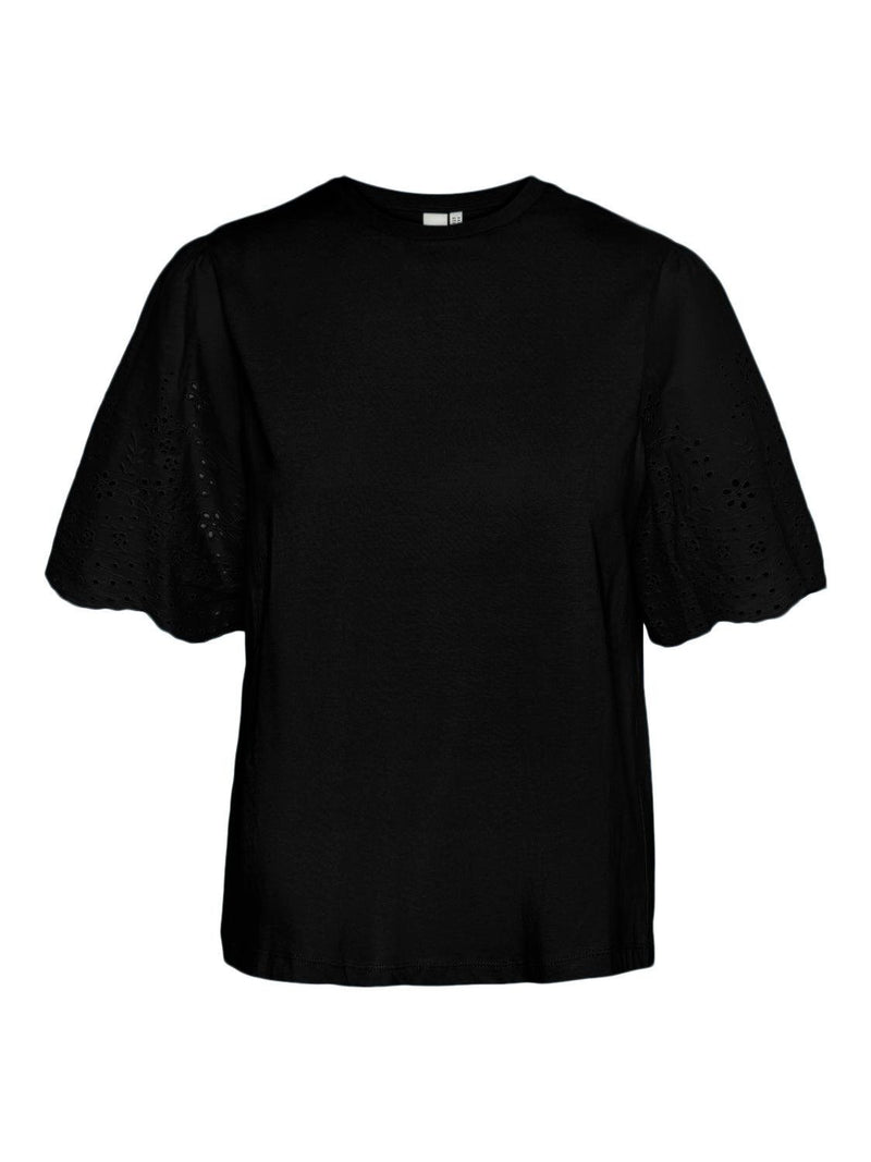 YAS Lex t-paita - musta - naisten vaatteet - luomupuuvilla - pukeutuminen - muoti - IHANA Store - vaatekauppa - verkkokauppa