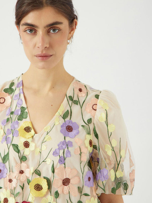 YAS Flowerings mekko  - monivärinen - naisten juhlamekot - muoti - pukeutuminen - lifestylemyymälä- IHANA Store