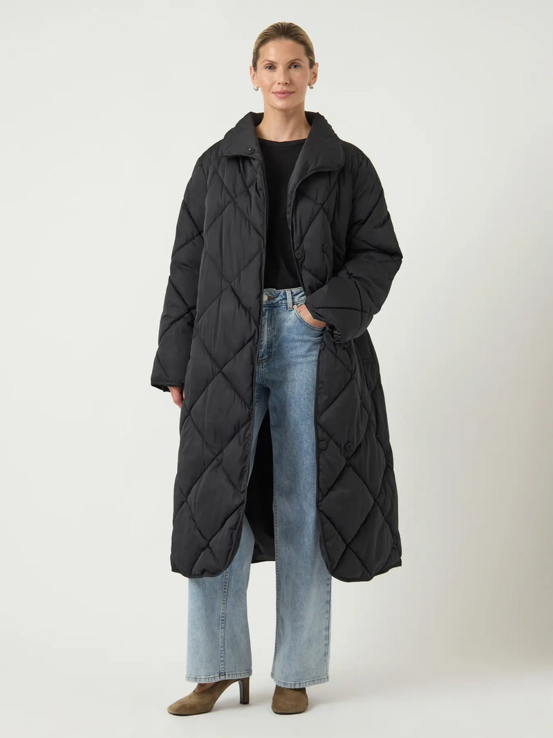 YAS Selura takki - musta - naisten takit - syys- ja talvitakit - naisten muoti - lifestyle - IHANA Store