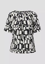 s.Oliver pusero - lyhythihainen - kuvioitu - mustavalkoinen - naisten vaatteet - IHANA Store - lifestylemyymälä - verkkokauppa
