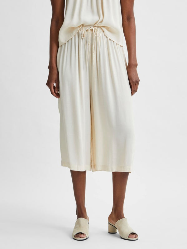 Selected Femme Tessi culotteshousut - luonnonvalkoinen - vajaamittaiset housut - IHANA Store