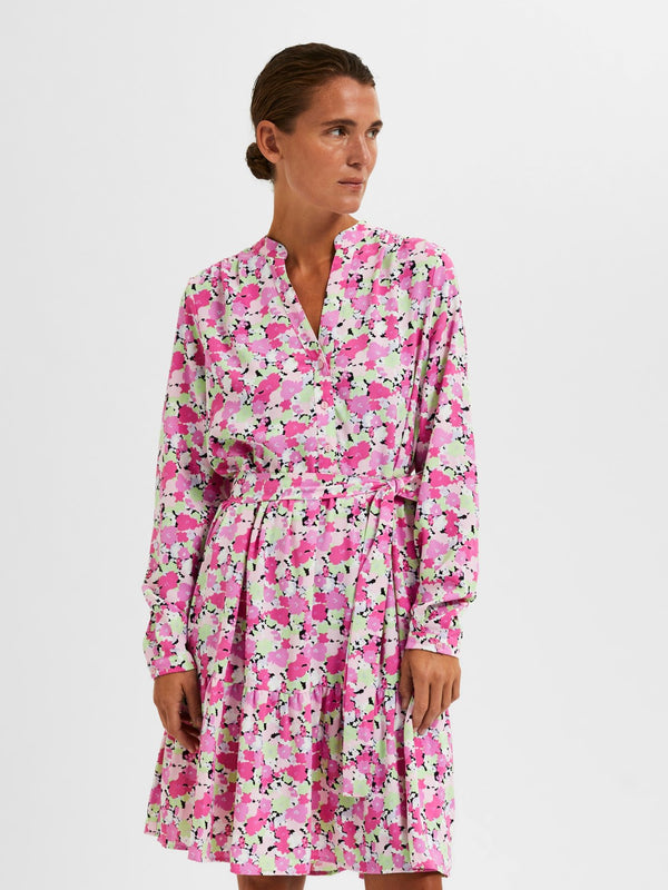 Selected Femme Mivi mekko - kukkakuvioitu - frillahelma - pitkähihainen mekko  - v-aukkoinen - mekko vyöllä